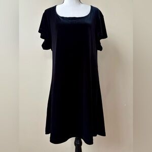 Black Velvet - Short Sleeve Dress - Size L